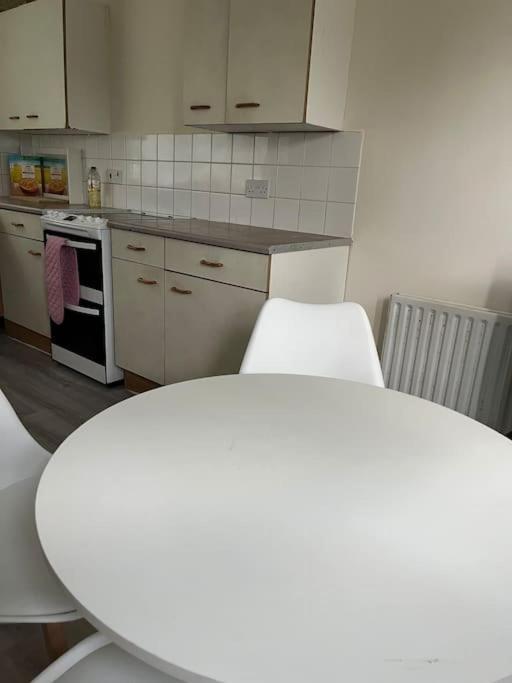 Extra Large House In Woolwich Villa Плъмстед Екстериор снимка