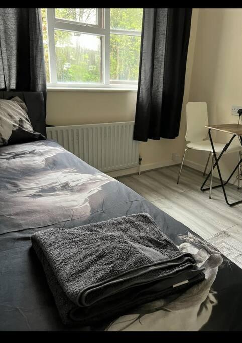 Extra Large House In Woolwich Villa Плъмстед Екстериор снимка